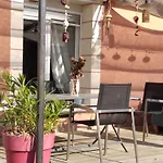Quarto em Acomodações Particulares Bras De *